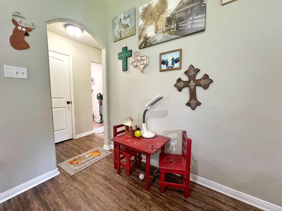 Dining room, Interior, Wood Texture Flooring