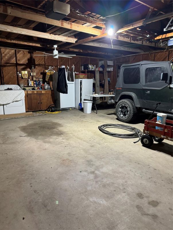 Garage, Interior