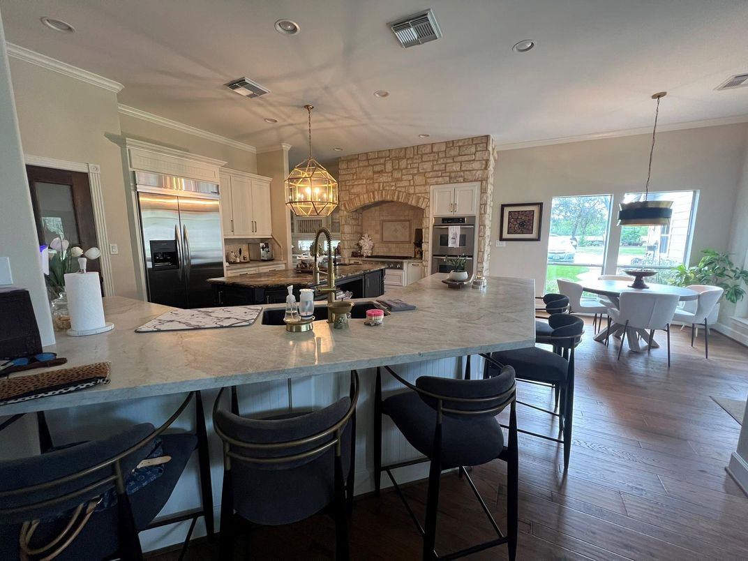 Dining room, Interior, Kitchen, Pendant Lights, Recessed Lighting, Stainless Steel Appliances, Wood Texture Flooring