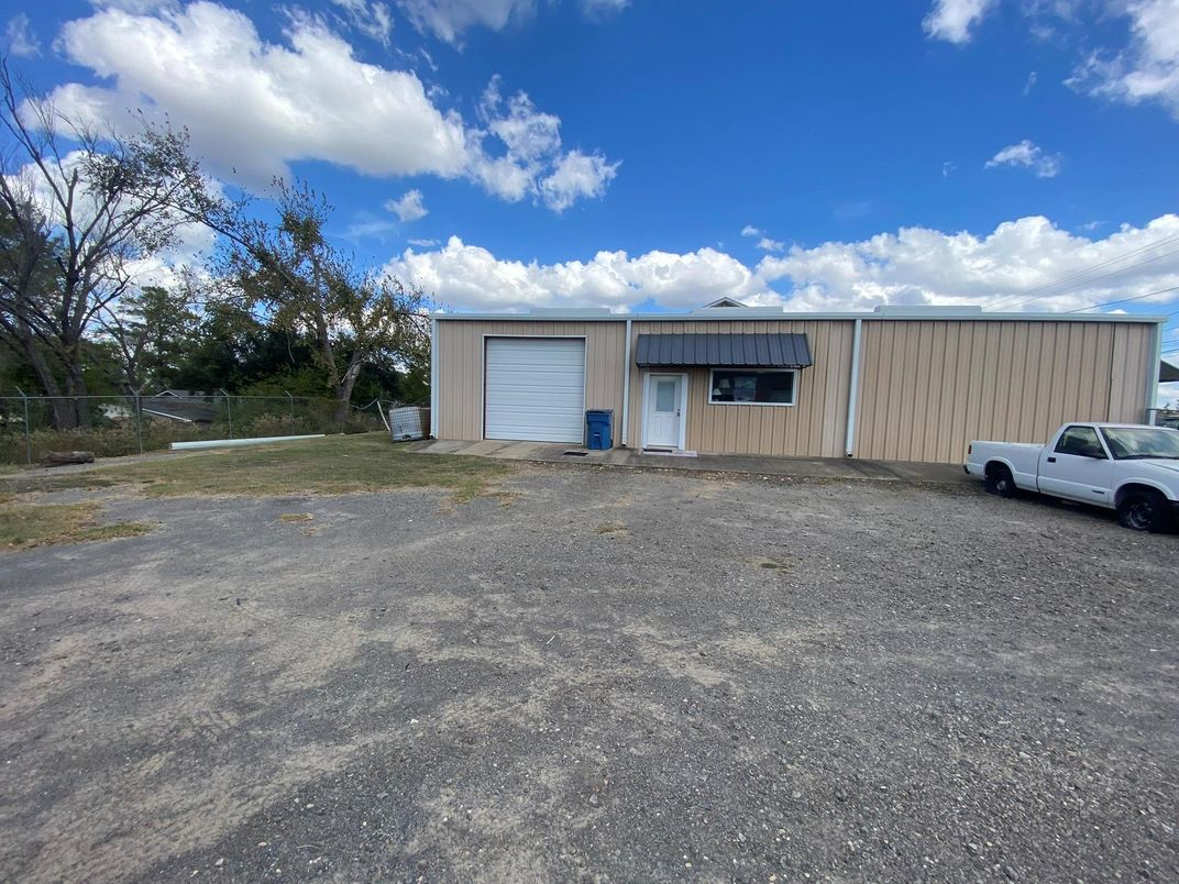 Backyard, Detached Garage, Exterior