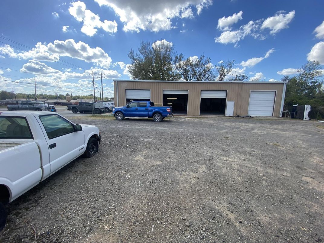 Detached Garage, Exterior