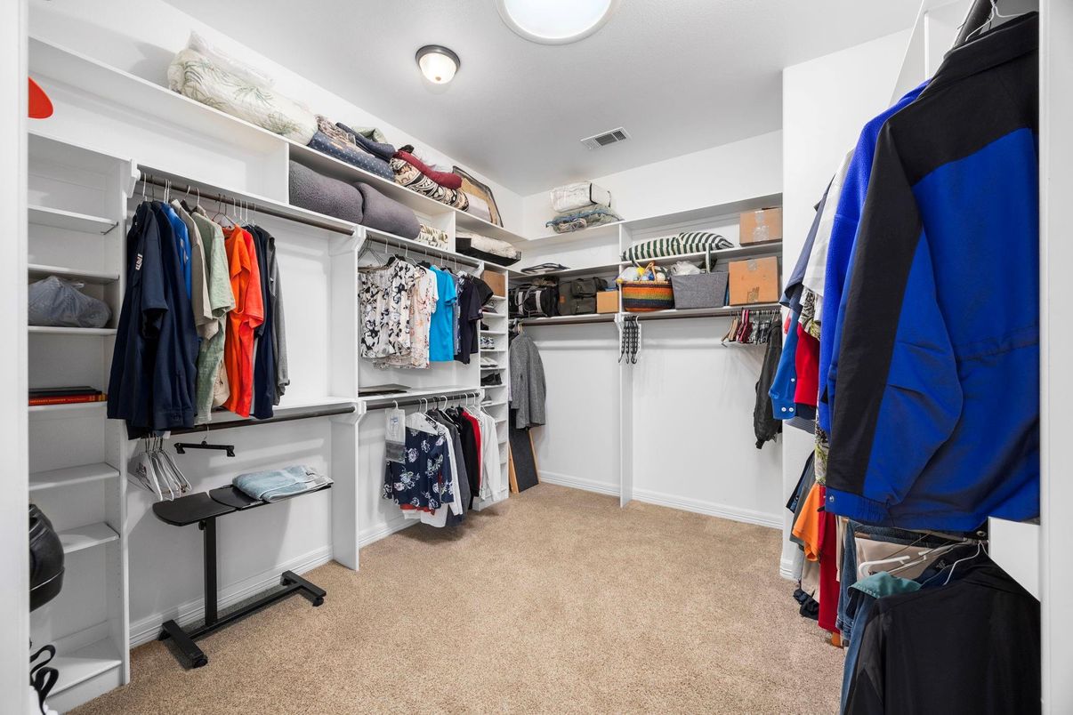 Interior, Walk-in Closets