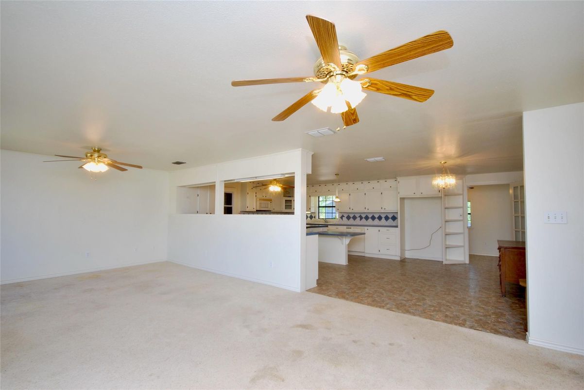 Chandelier, Empty room, Interior, Kitchen