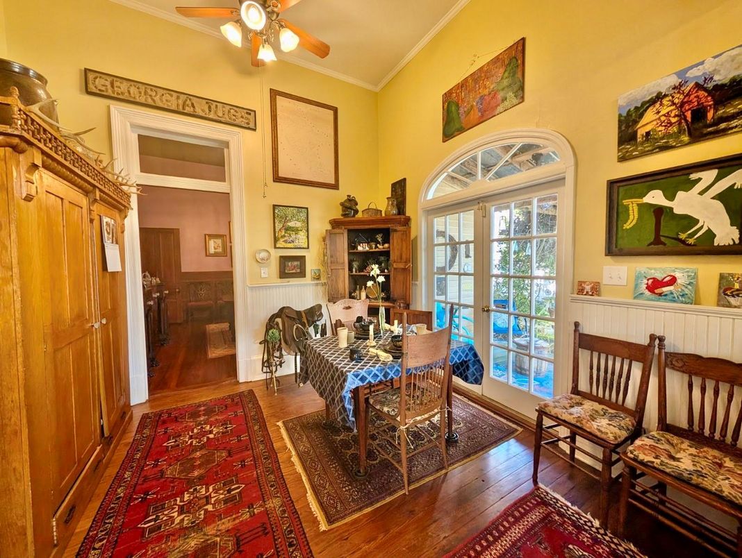 Dining room, Fireplace, Interior, Wood Texture Flooring