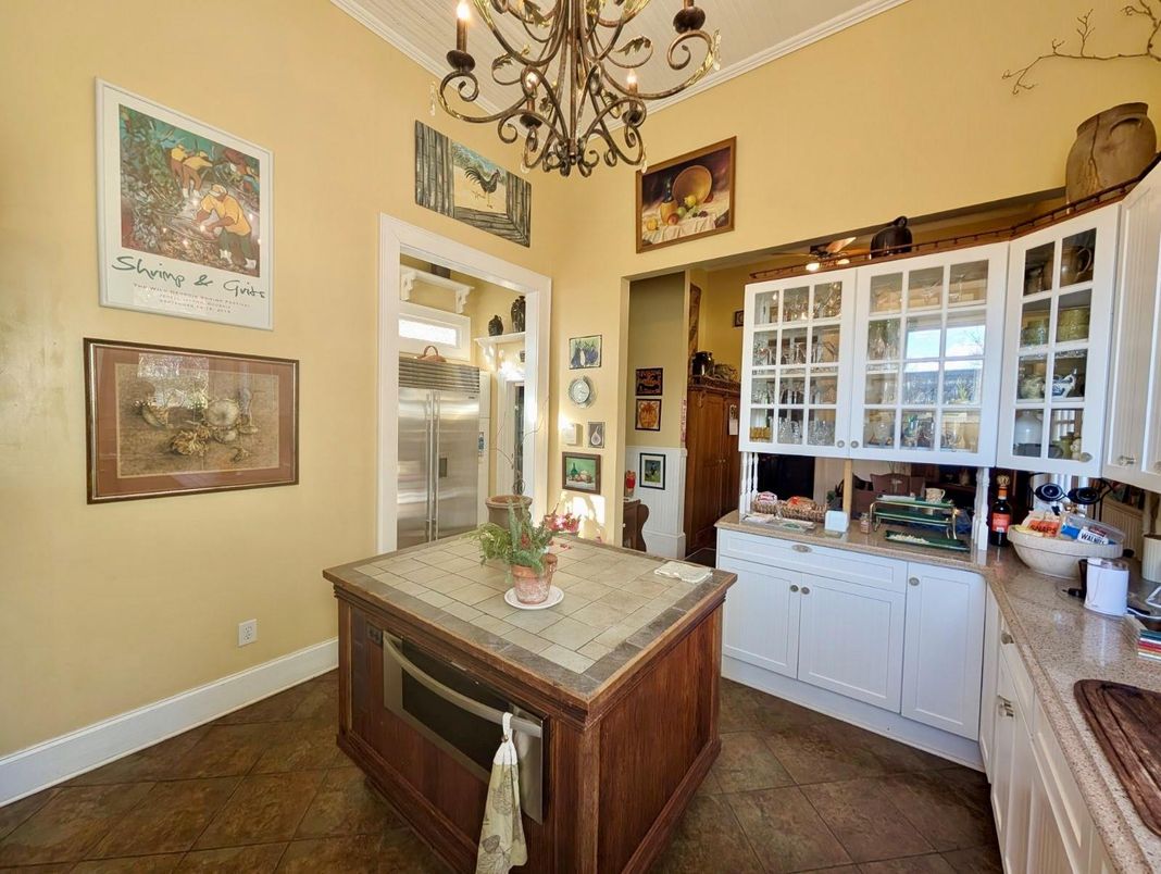 Chandelier, Interior, Kitchen, Tile Countertops