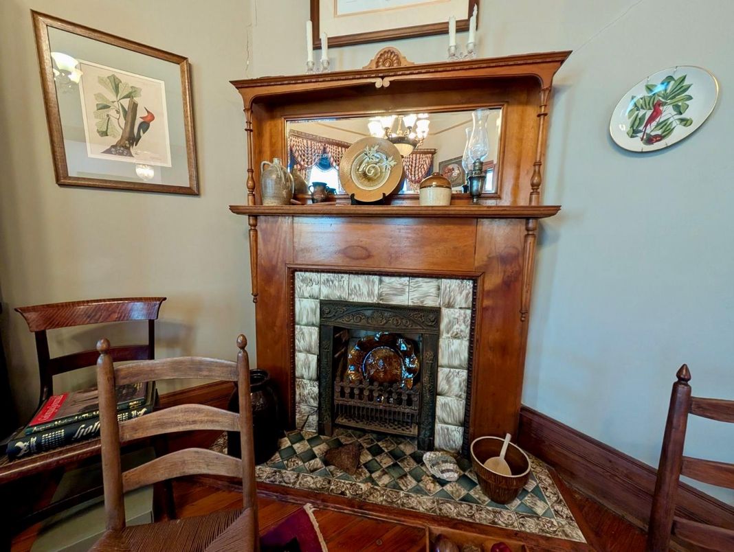 Dining room, Fireplace, Interior, Wood Texture Flooring