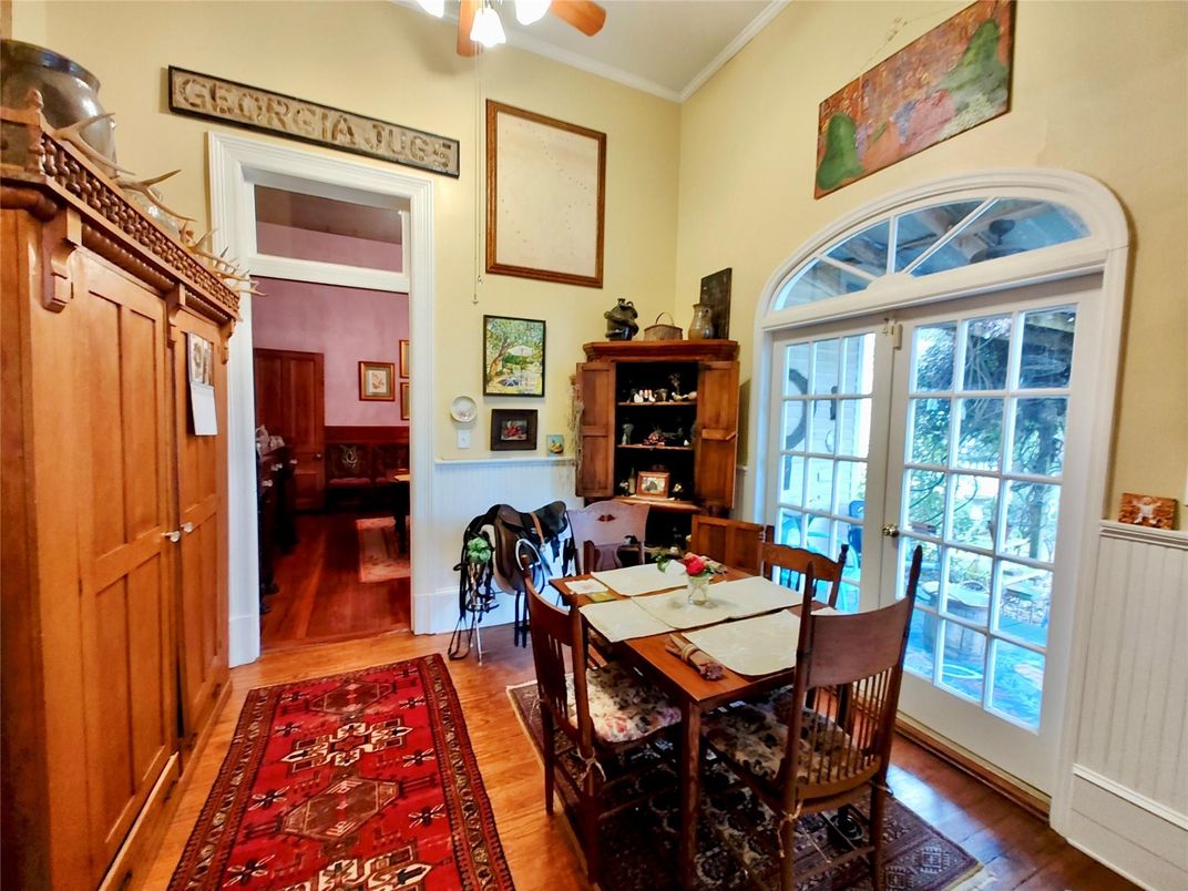 Dining room, Interior, Wood Texture Flooring