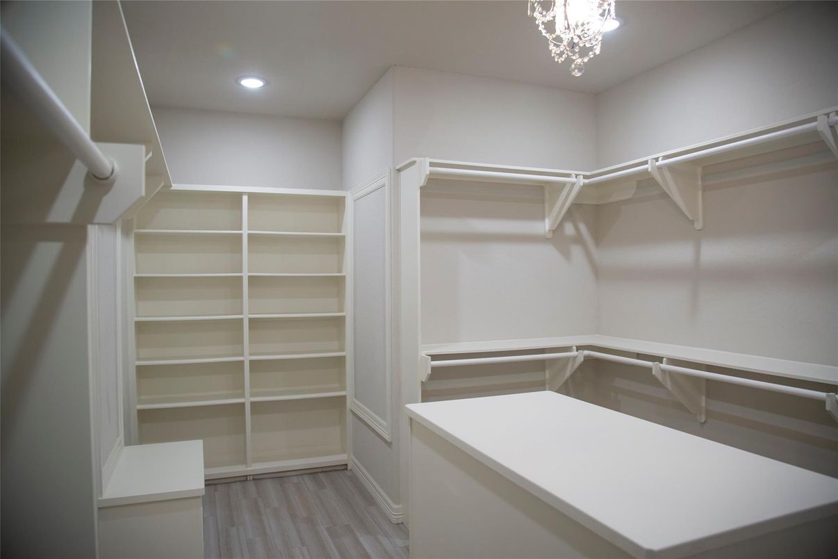 Interior, Recessed Lighting, Walk-in Closets, Wood Texture Flooring