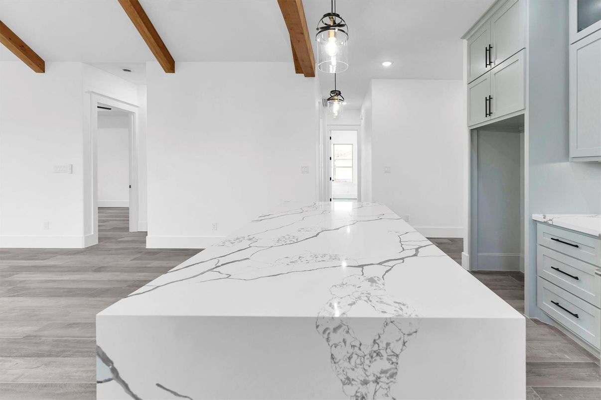 Interior, Pendant Lights, Recessed Lighting, Wooden Beams, Wood Texture Flooring