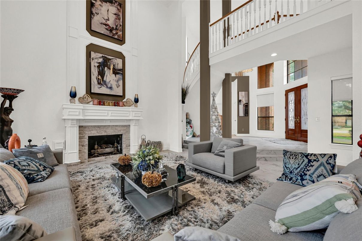 Fireplace, Interior, Living room, Recessed Lighting