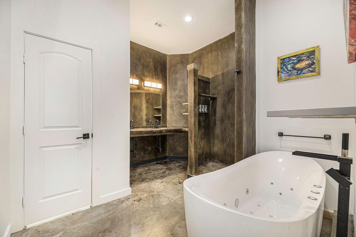Bathroom, Free Standing Baths, Interior, Recessed Lighting