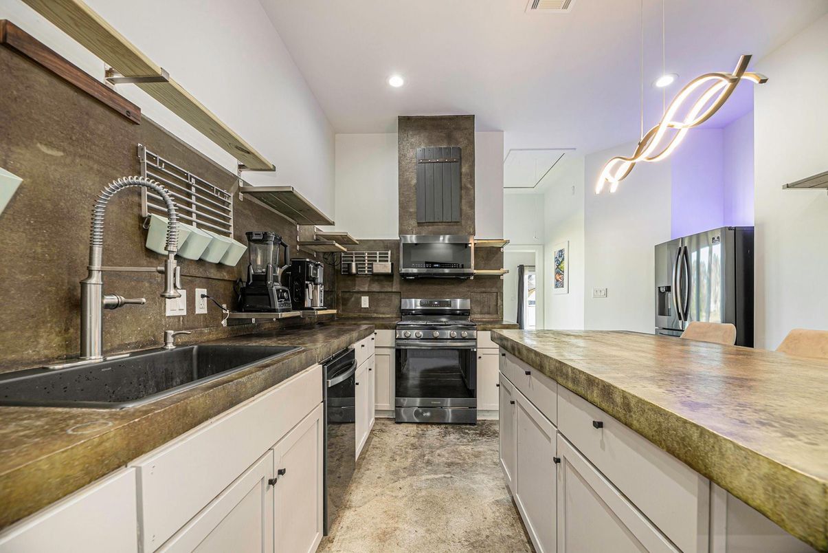 Interior, Kitchen, Pendant Lights, Recessed Lighting, Stainless Steel Appliances