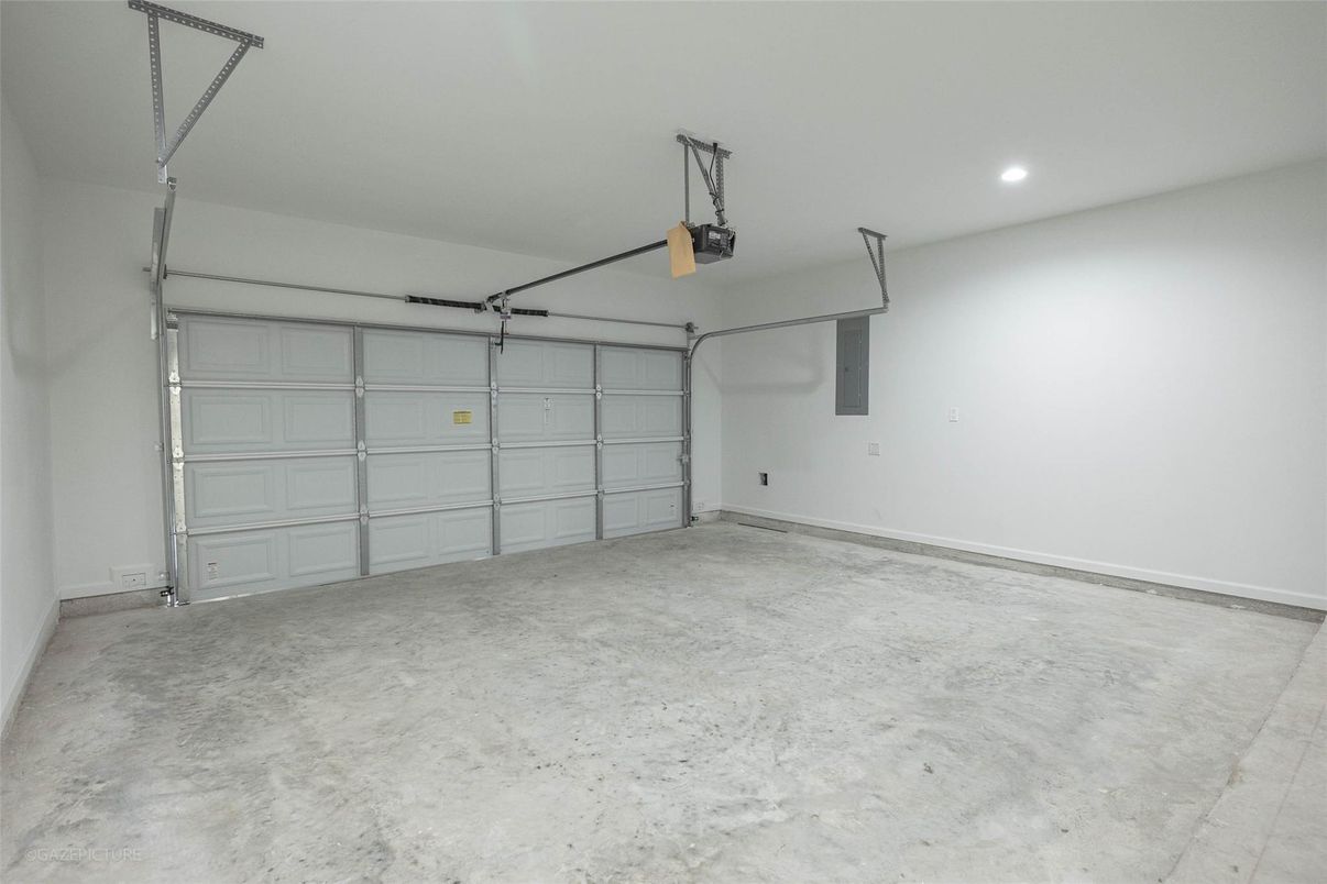 Garage, Interior, Recessed Lighting