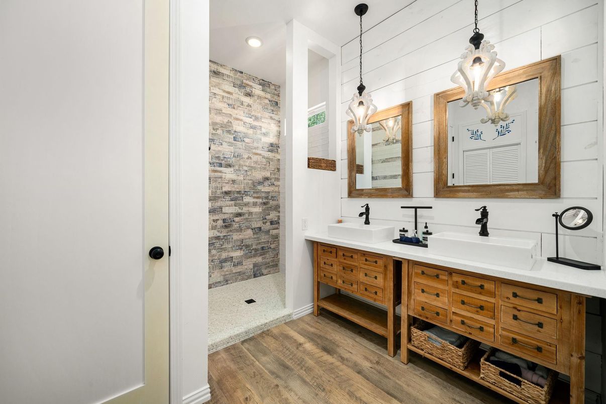 Bathroom, Dual Sink Vanities, Interior, Pendant Lights, Recessed Lighting, Wood Texture Flooring