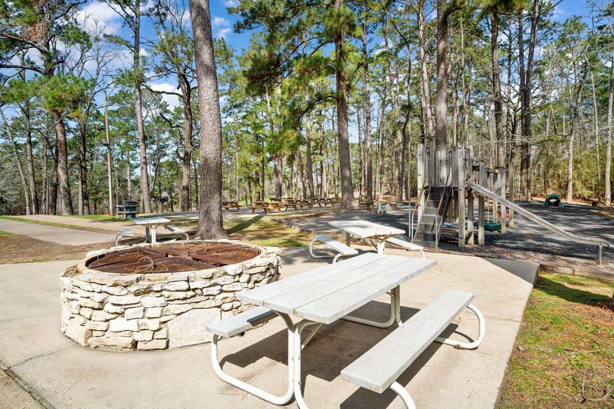 Exterior, Playground