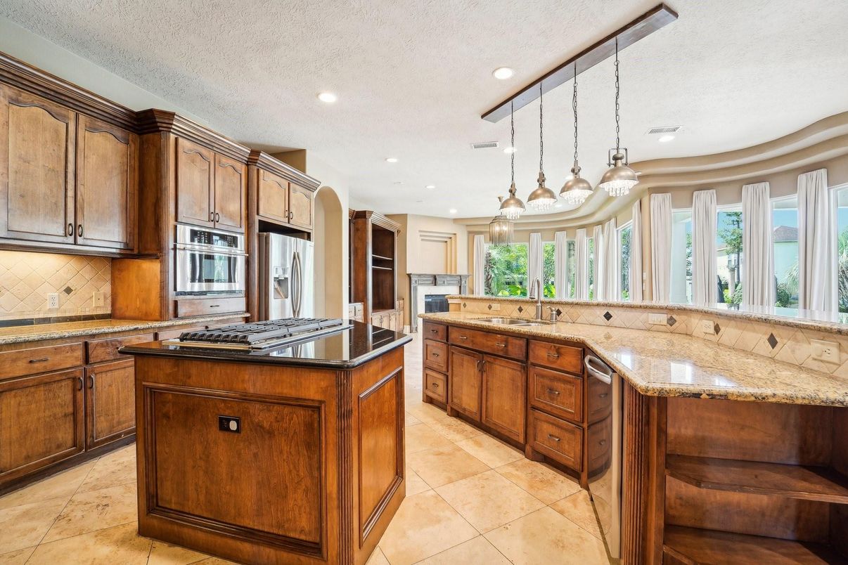 Interior, Kitchen, Pendant Lights, Recessed Lighting, Stainless Steel Appliances