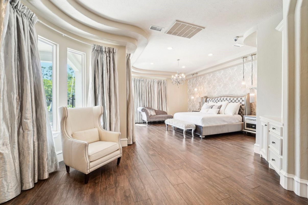 Bedroom, Chandelier, Interior, Recessed Lighting, Wood Texture Flooring