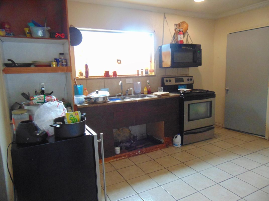 Interior, Kitchen
