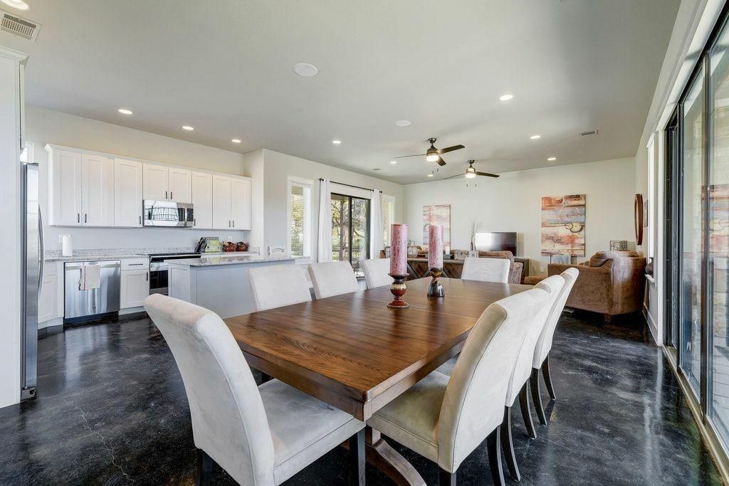 Dining room, Interior, Kitchen, Recessed Lighting