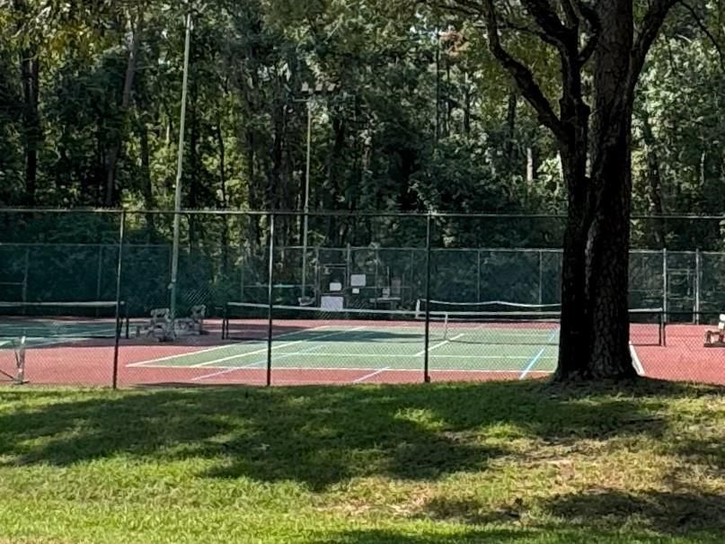 Exterior, Tennis Courts