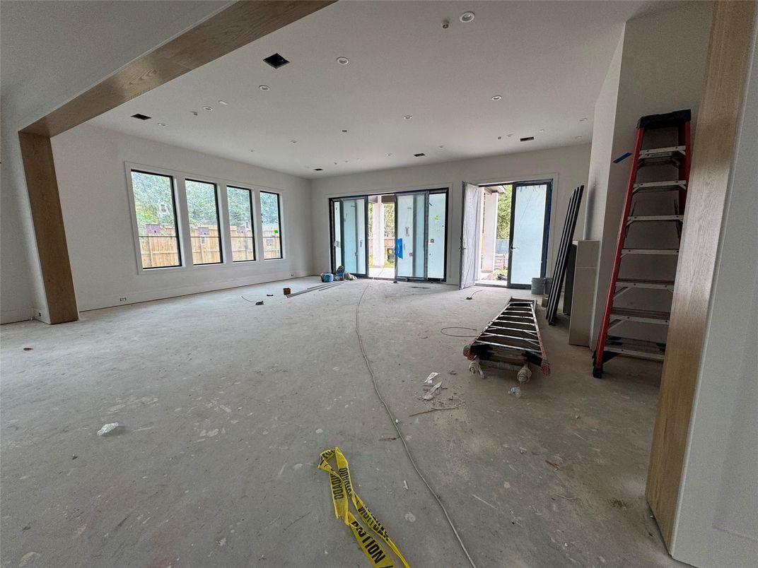 Empty room, Interior, Recessed Lighting
