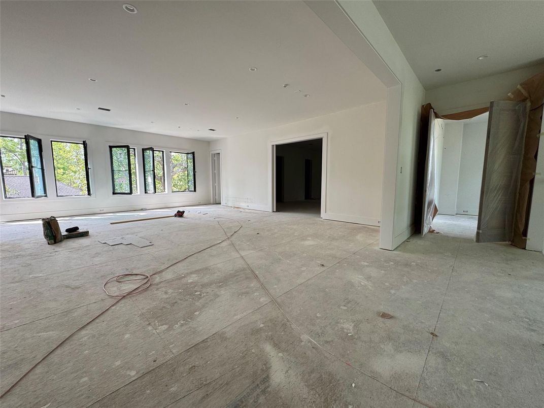 Empty room, Interior, Recessed Lighting