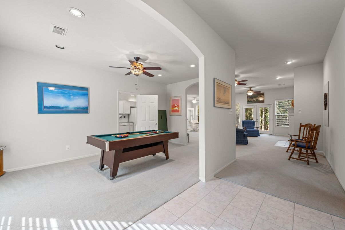 Billiard Table, Game Room, Interior, Recessed Lighting