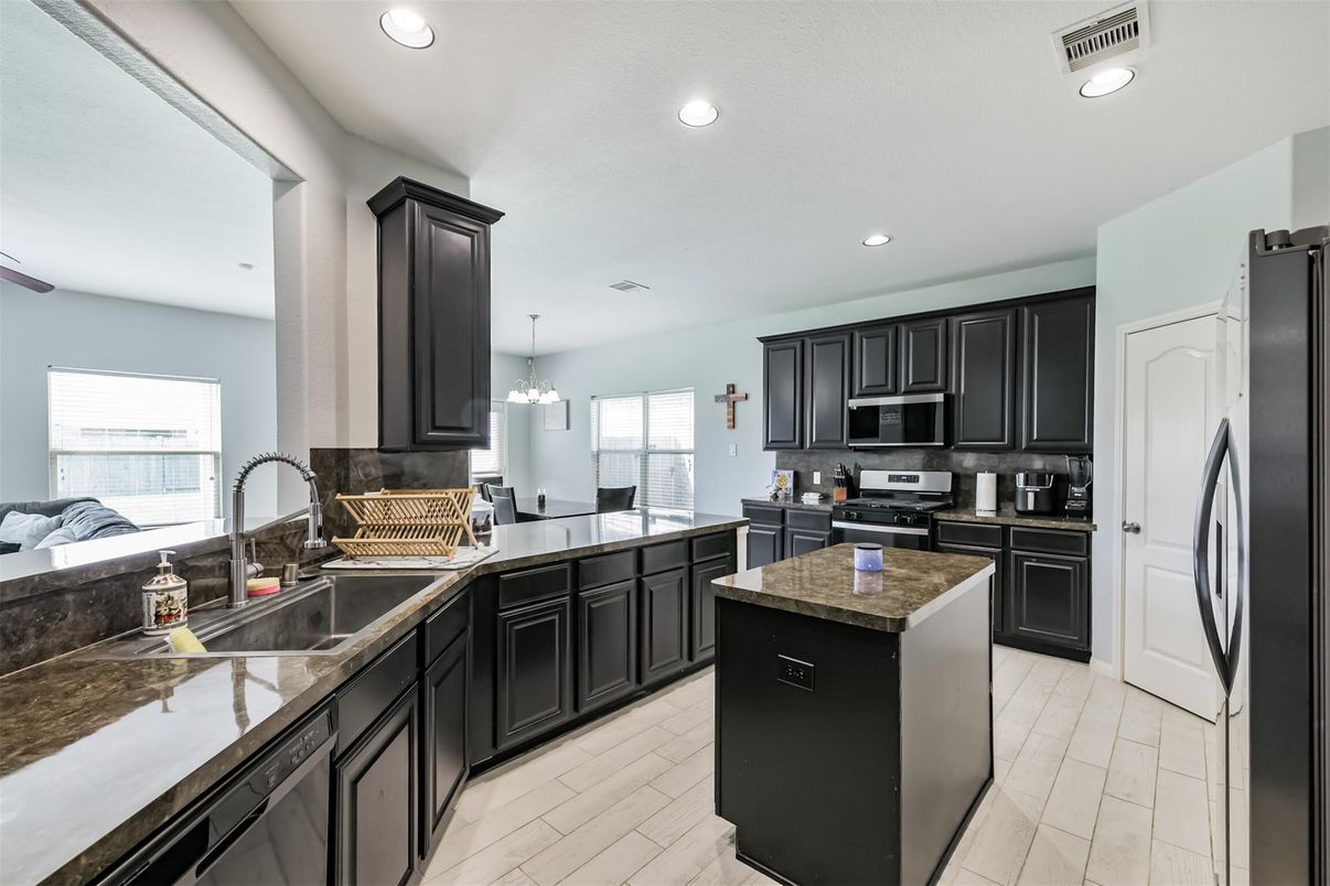 Interior, Kitchen, Pendant Lights, Recessed Lighting