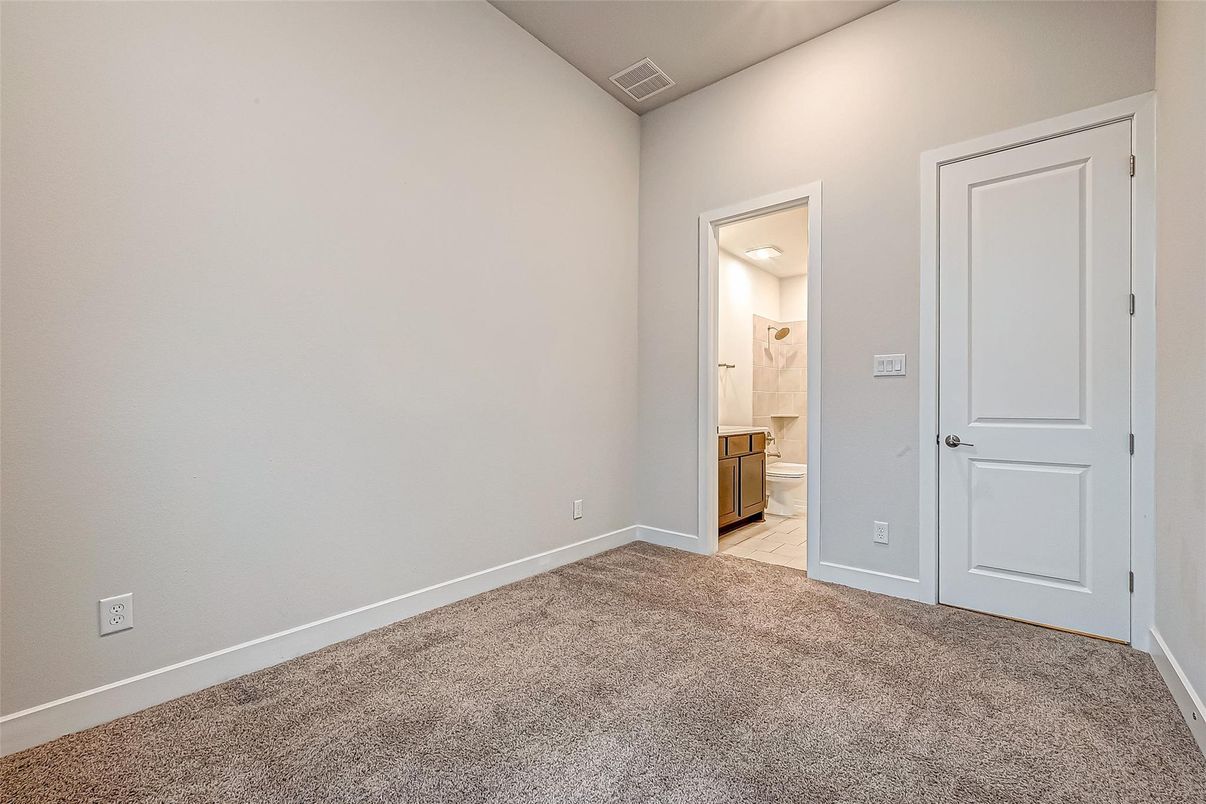 Bathroom, Empty room, Interior, Recessed Lighting