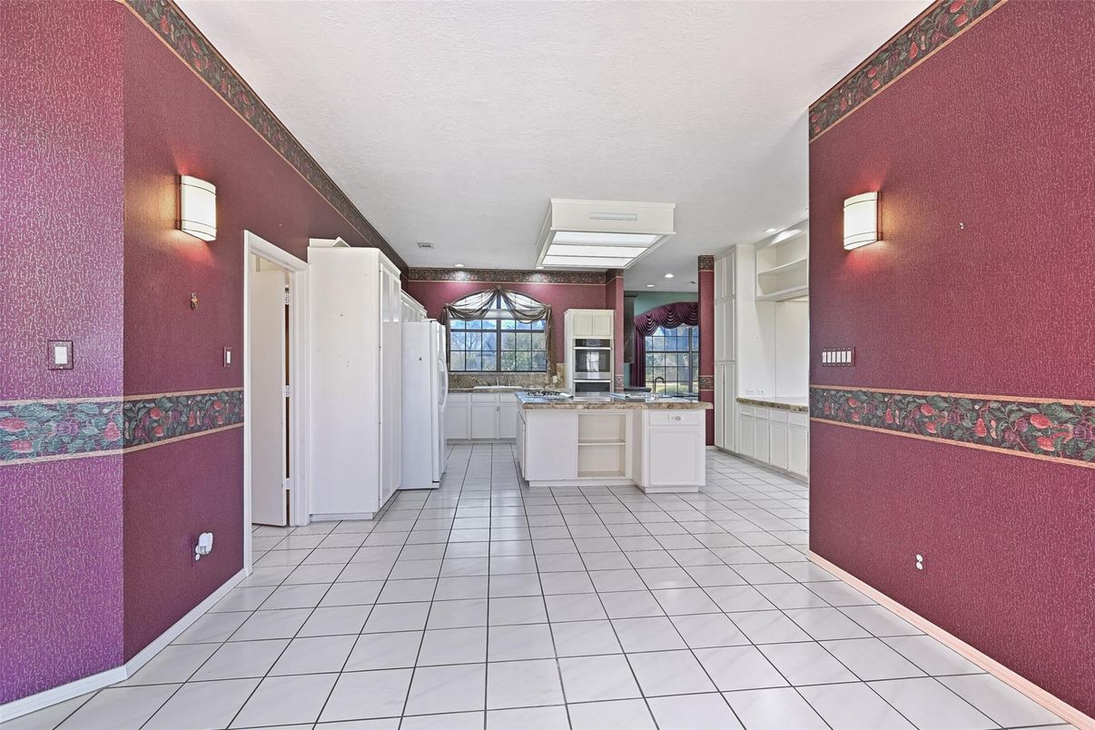 Empty room, Interior, Kitchen, Recessed Lighting