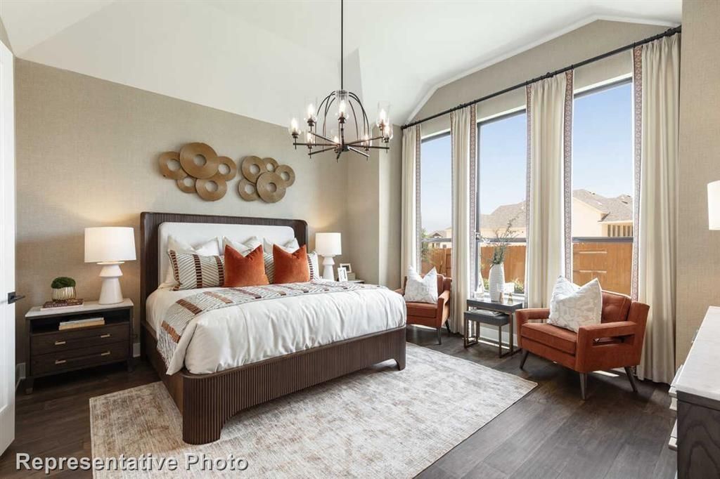 Bedroom, Chandelier, Interior, Pendant Lights, Wood Texture Flooring