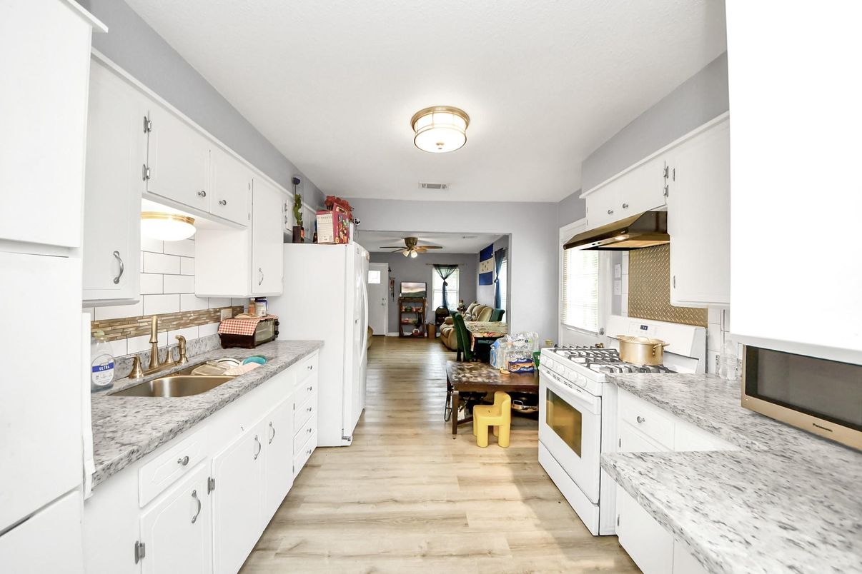 Interior, Kitchen, Wood Texture Flooring