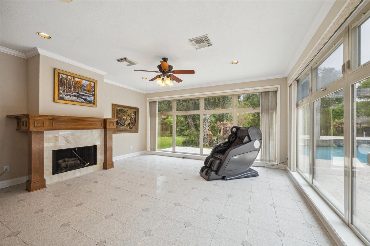 Fireplace, Interior, Recessed Lighting