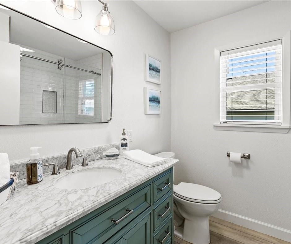 Bathroom, Interior, Wood Texture Flooring
