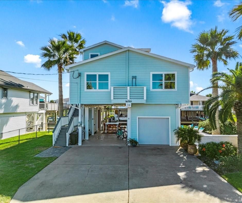 Attached, Backyard, Exterior, Facade, Raised Ranch