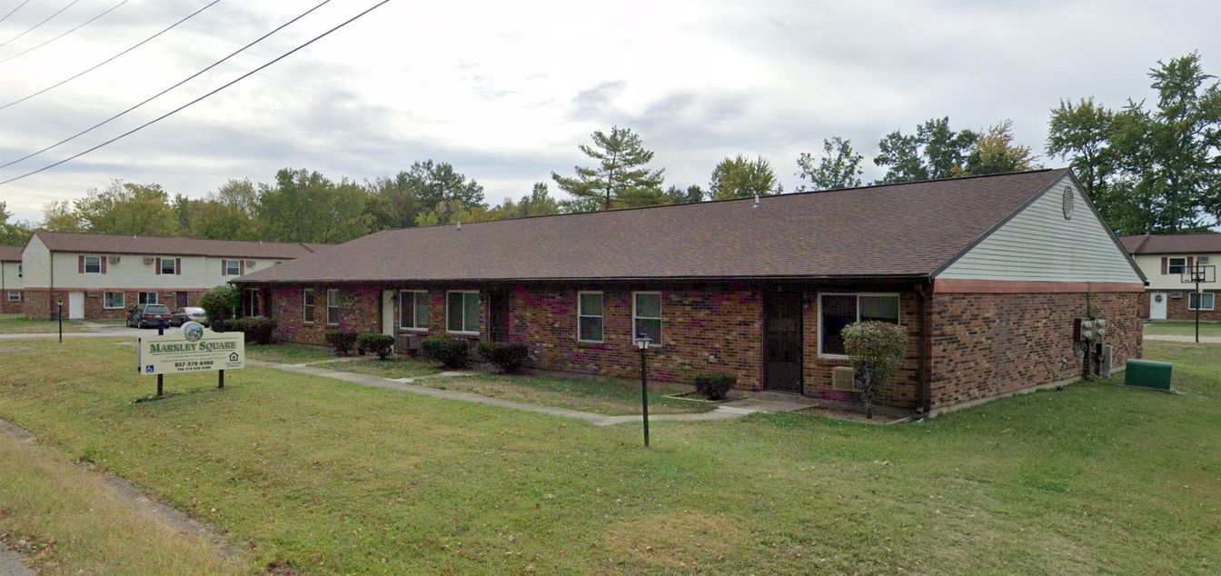 Exterior, Facade, Brick Facade, Cape Cod