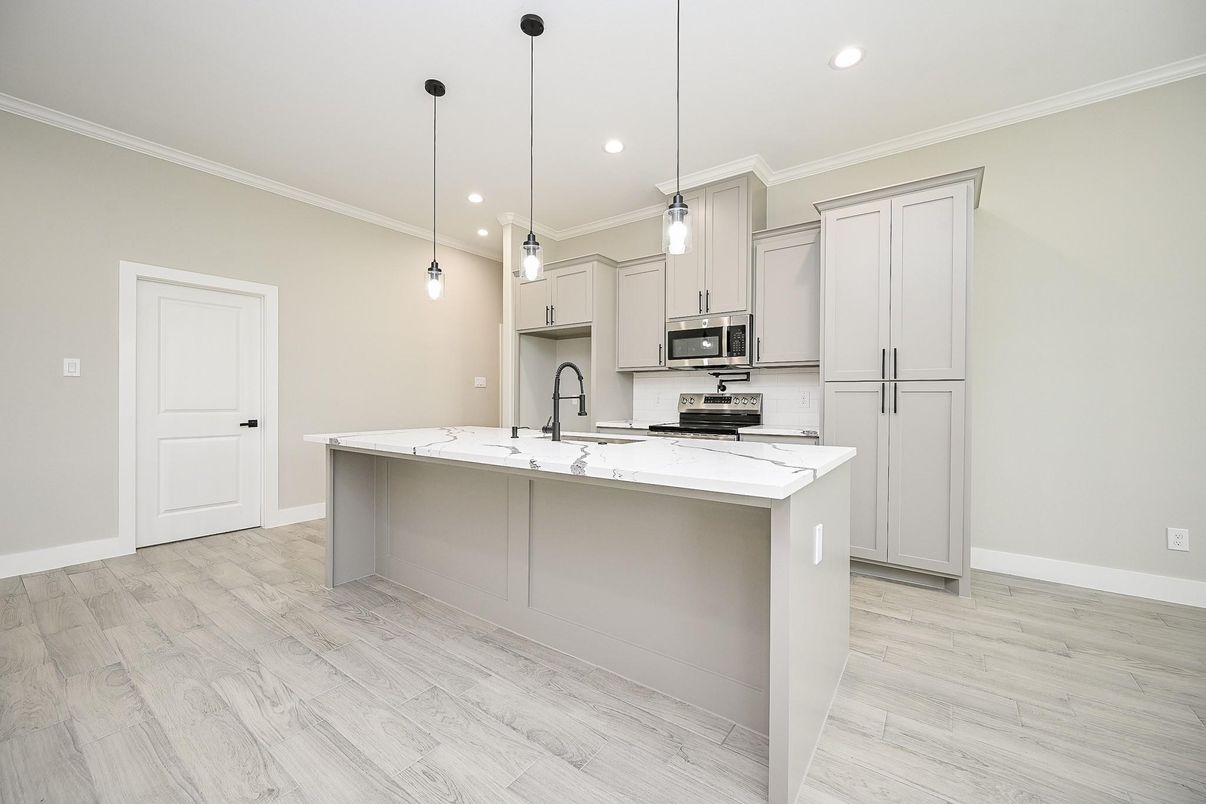 Interior, Kitchen, Pendant Lights, Recessed Lighting, Wood Texture Flooring