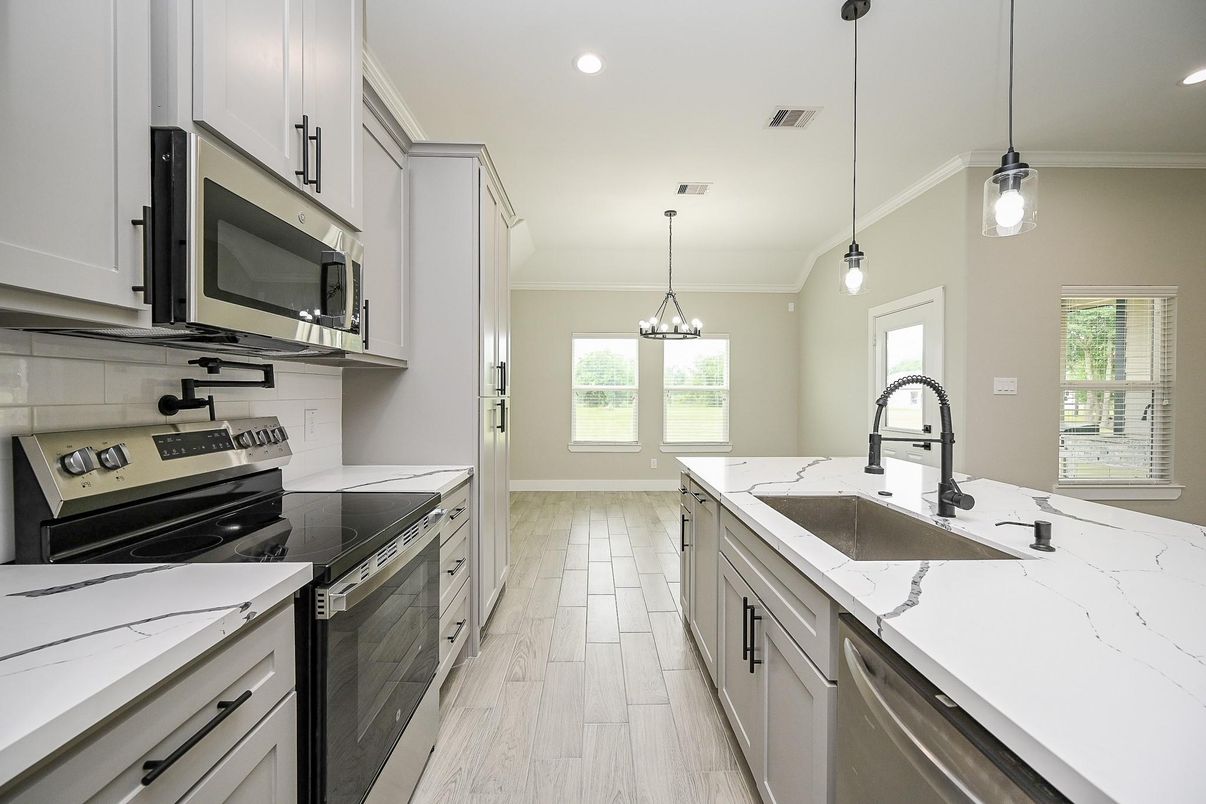 Interior, Kitchen, Pendant Lights, Recessed Lighting, Wood Texture Flooring