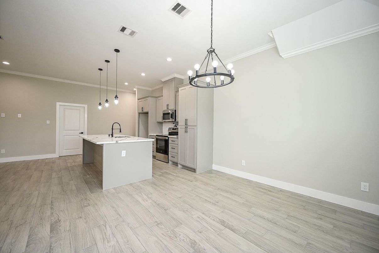Chandelier, Interior, Kitchen, Pendant Lights, Recessed Lighting, Stainless Steel Appliances, Wood Texture Flooring