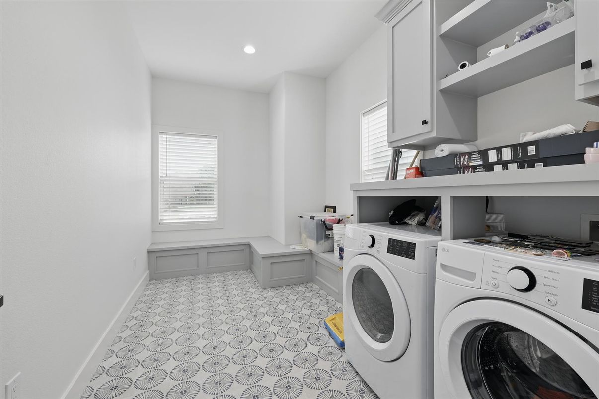Interior, Recessed Lighting, Washer