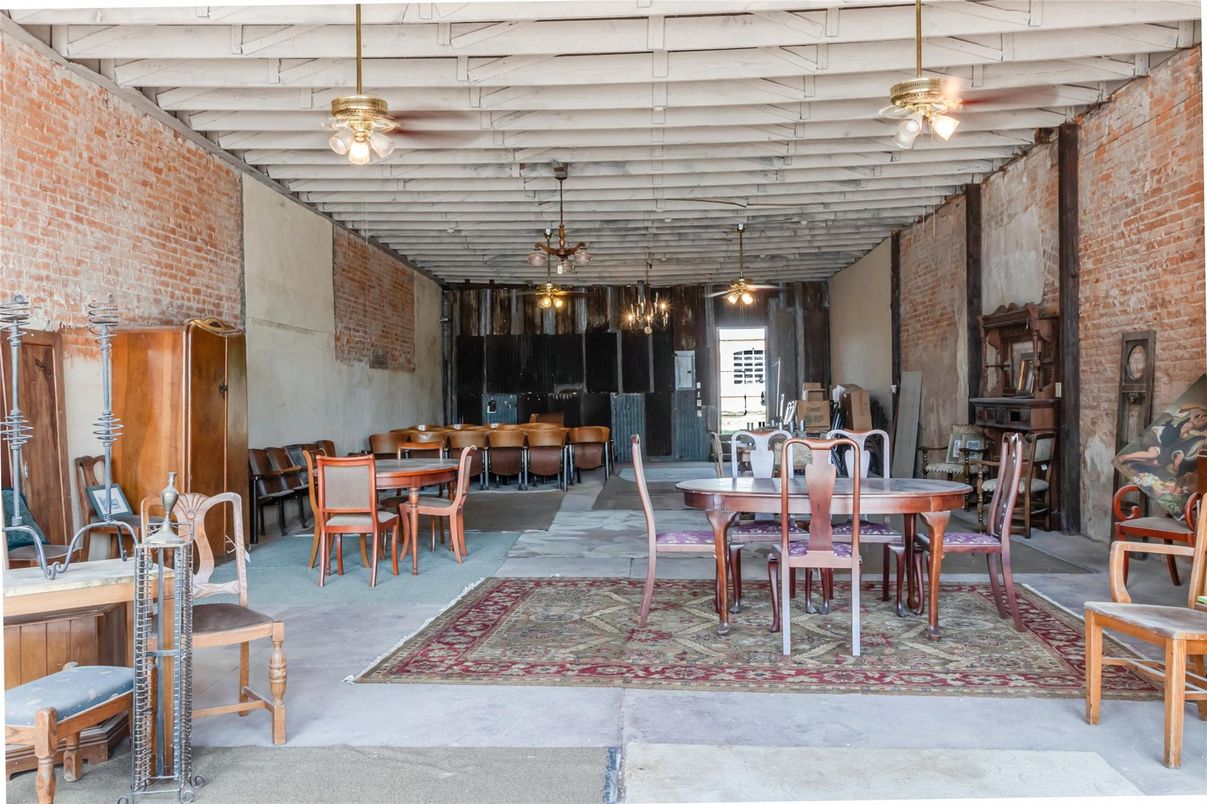 Dining room, Interior, Pendant Lights, Stone Walls