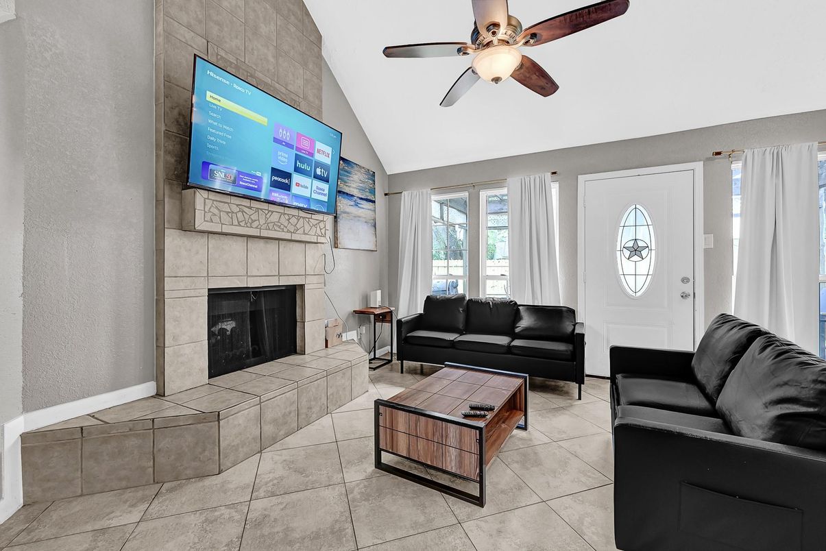 Fireplace, Interior, Living room