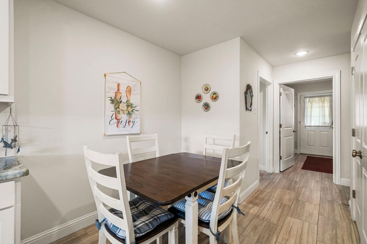 Dining room, Interior, Recessed Lighting, Wood Texture Flooring