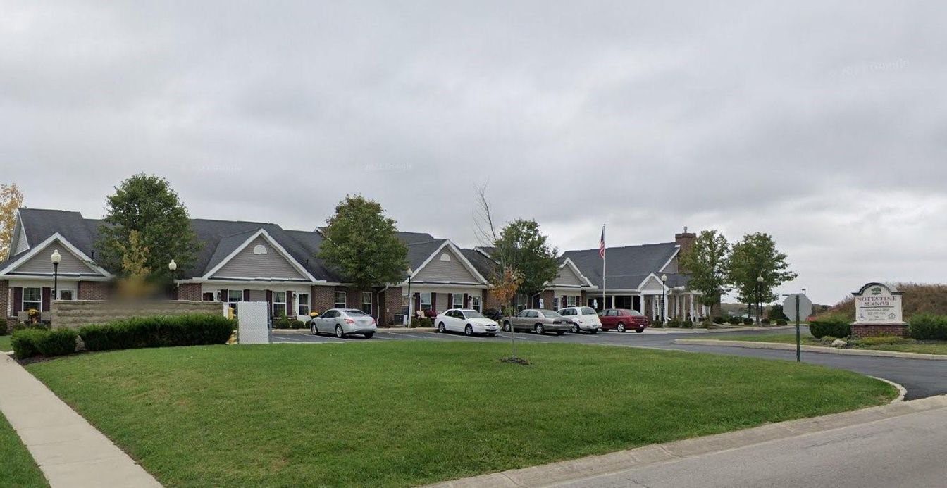 Exterior, Facade, Ranch