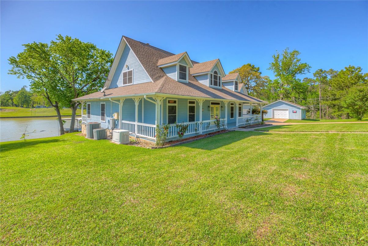 Backyard, Exterior, Water