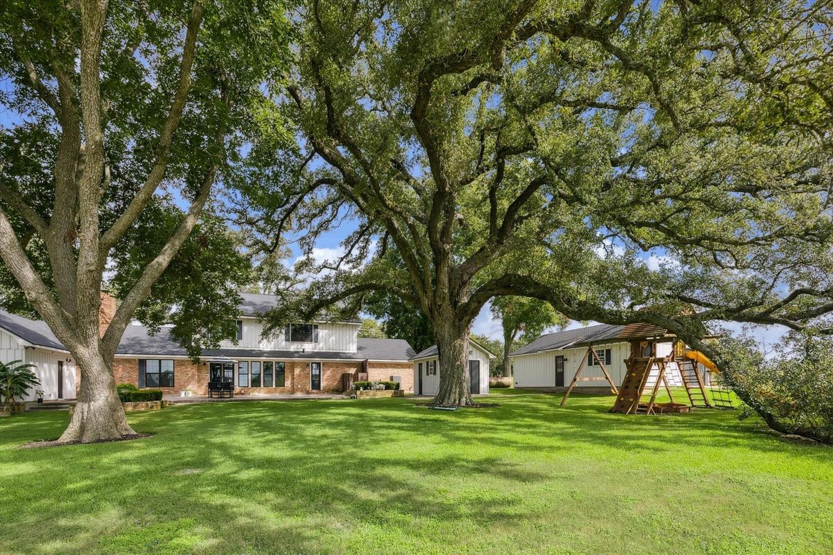 Backyard, Exterior, Playground