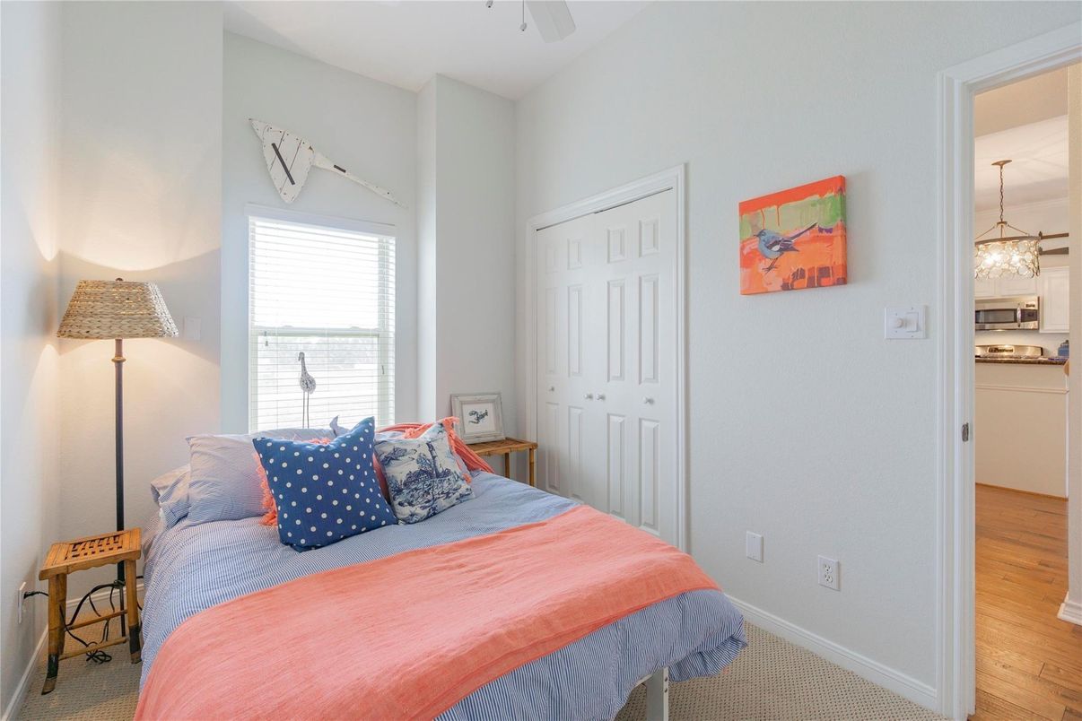 Bedroom, Interior, Pendant Lights