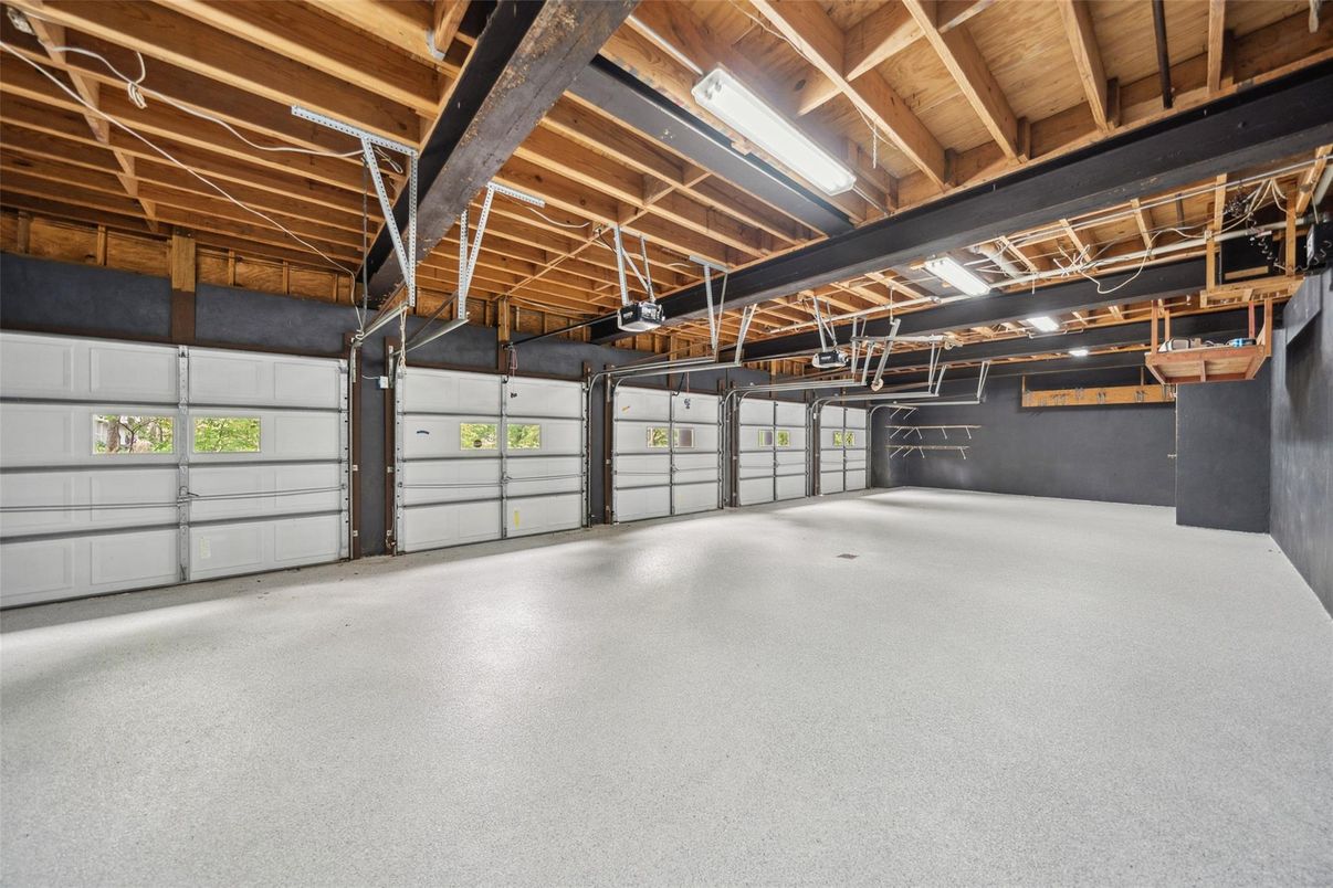 Garage, Interior, Wooden Beams, Wooden Ceilings