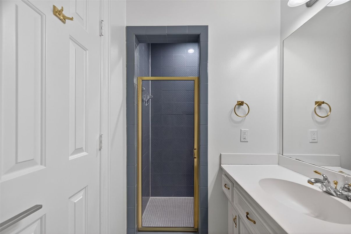 Bathroom, Glass Shower, Interior