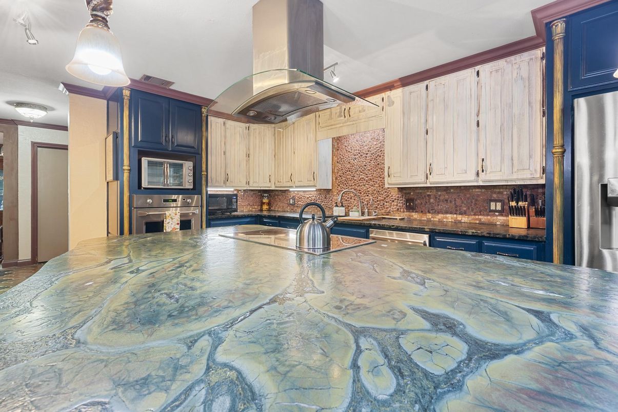 Interior, Kitchen, Stainless Steel Appliances